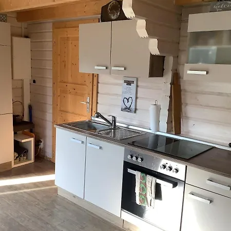 Blockhaus Am Waldrand Neumünster